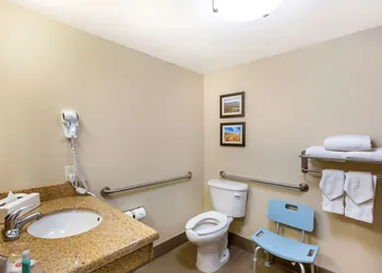 Comfort Inn & Suites Yuma I-8 hotel thumbnail 8