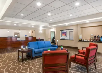 Comfort Inn & Suites Yuma I-8 hotel thumbnail 2