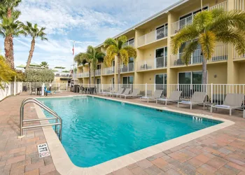 Treasure Island Hotel and Marina hotel thumbnail 3