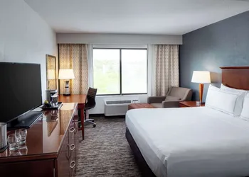 DoubleTree by Hilton Princeton hotel thumbnail 6