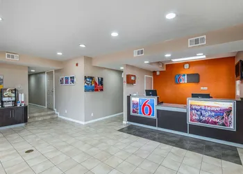 Motel 6 Waxahachie, TX hotel thumbnail 3