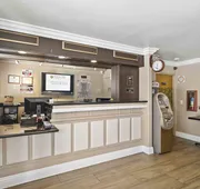 Lemon Tree Hotel & Suites Anaheim hotel detail image 3