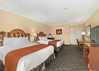 Lemon Tree Hotel & Suites Anaheim hotel thumbnail 6