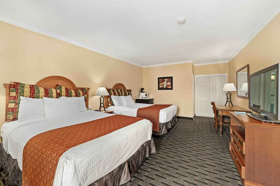 Lemon Tree Hotel & Suites Anaheim hotel detail image 6