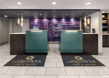 La Quinta Inn & Suites by Wyndham North Orem hotel thumbnail 4