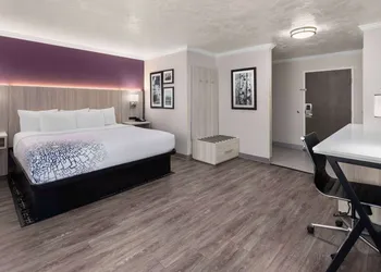 La Quinta Inn & Suites by Wyndham North Orem hotel thumbnail 7