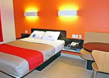 Motel 6 Brownsville, TX North hotel thumbnail 6