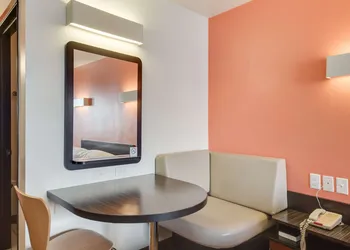 Motel 6 Brownsville, TX North hotel thumbnail 7