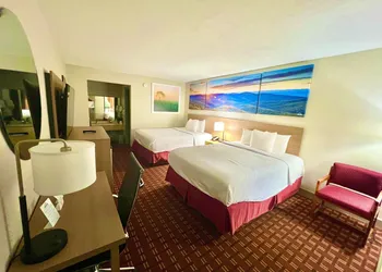 Days Inn by Wyndham Athens hotel thumbnail 5