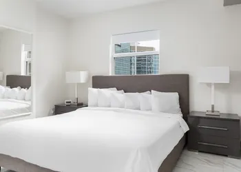 Fortune House Hotel Suites hotel thumbnail 7