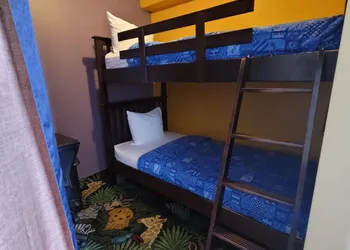 Super 8 by Wyndham Barrie South hotel thumbnail 6