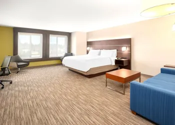 Holiday Inn Express & Suites Marysville by IHG hotel thumbnail 4