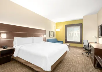 Holiday Inn Express & Suites Marysville by IHG hotel thumbnail 6