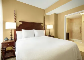 Embassy Suites by Hilton Savannah Historic District hotel thumbnail 8