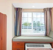 Microtel Inn & Suites by Wyndham Rogers hotel detail image 5
