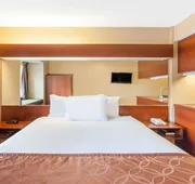 Microtel Inn & Suites by Wyndham Rogers hotel detail image 7