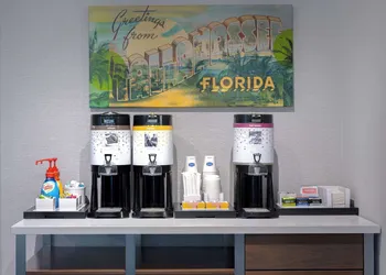 Hampton Inn Tallahassee-Central hotel thumbnail 2