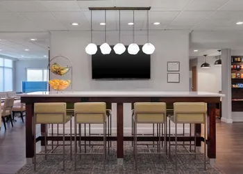 Hampton Inn Tallahassee-Central hotel thumbnail 5