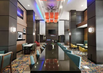 Hampton Inn & Suites Tulsa/Central hotel thumbnail 3