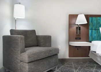 Hampton Inn & Suites Tulsa/Central hotel thumbnail 5