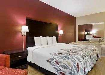 Red Roof Inn South Bend - Mishawaka hotel thumbnail 5