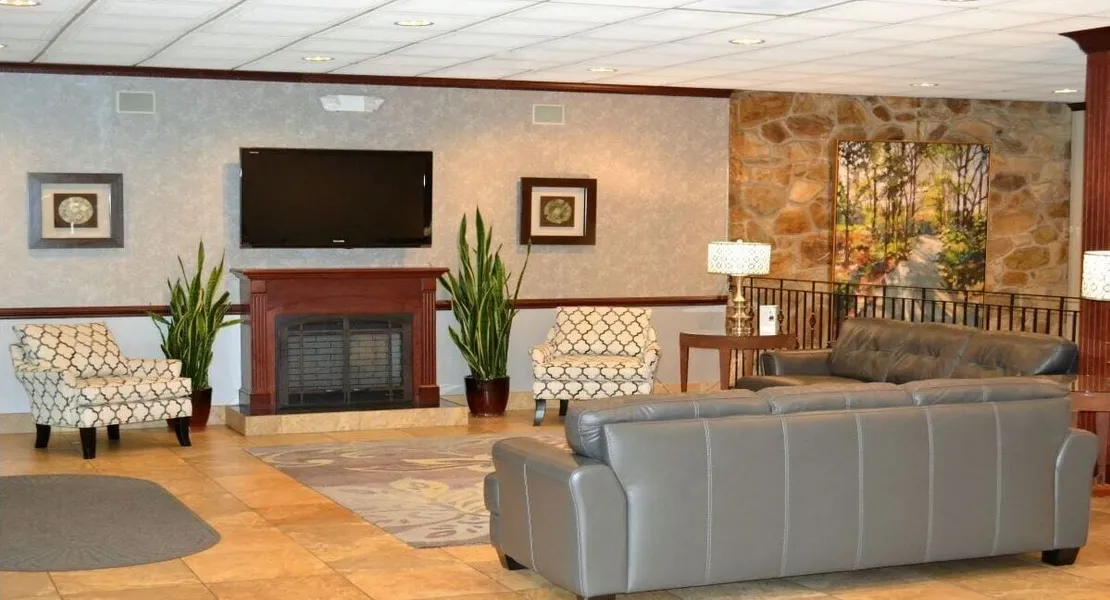 Ramada by Wyndham State College Hotel & Conference Center hotel detail image 2