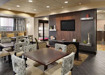 Hampton Inn Pell City hotel thumbnail 3