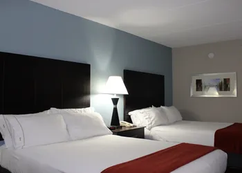 Holiday Inn Express Forsyth by IHG hotel thumbnail 3