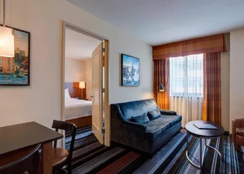 Residence Inn by Marriott New York Manhattan/Times Square hotel thumbnail 6