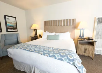 Cambria Landing Inn & Suites hotel thumbnail 7