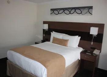 Radisson Hotel Sudbury hotel thumbnail 2