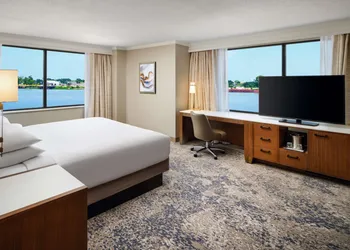 Hilton New Orleans Riverside hotel thumbnail 6