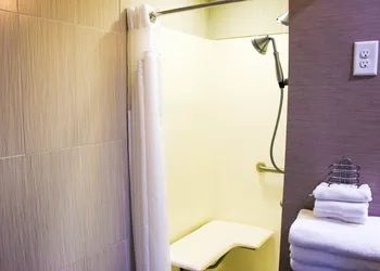 Holiday Inn Express Havelock NW- New Bern by IHG hotel thumbnail 8