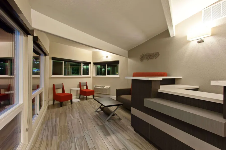 Days Inn by Wyndham Chowchilla Gateway to Yosemite hotel detail image 2