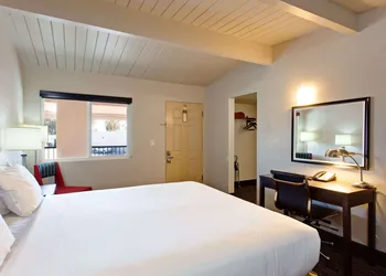 Days Inn by Wyndham Chowchilla Gateway to Yosemite hotel thumbnail 6