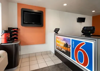 Motel 6-Camarillo CA hotel thumbnail 3