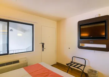 Motel 6-Camarillo CA hotel thumbnail 8