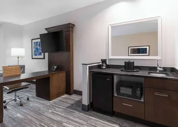 Hampton Inn & Suites Denver Downtown-Convention Center hotel thumbnail 7