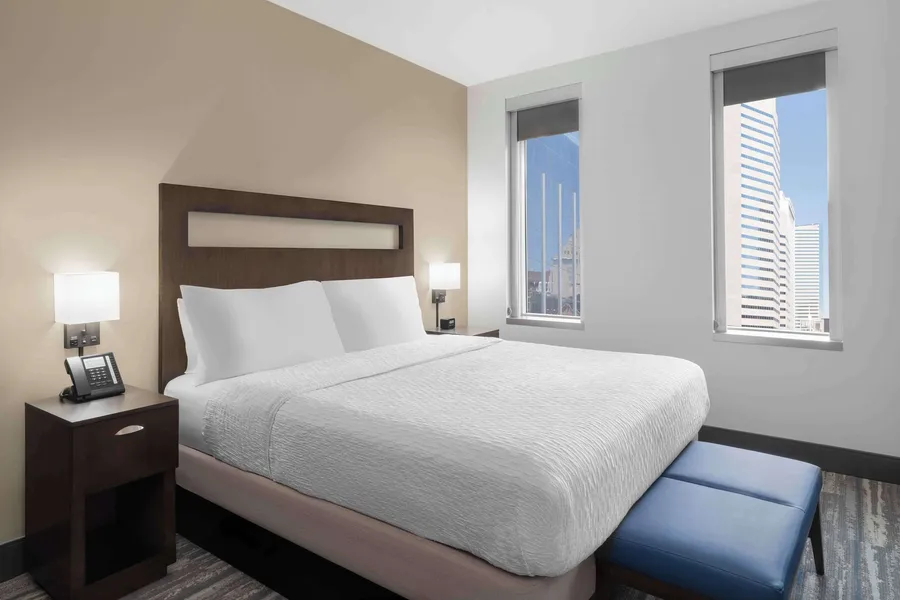 Hampton Inn & Suites Denver Downtown-Convention Center hotel detail image 6