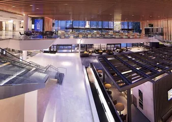 Hyatt Regency Chicago hotel thumbnail 2