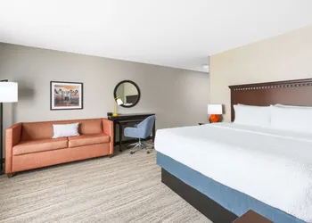 Hampton Inn & Suites Thousand Oaks, CA hotel thumbnail 5