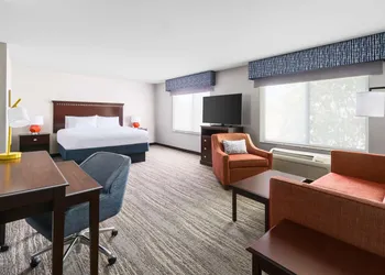 Hampton Inn & Suites Thousand Oaks, CA hotel thumbnail 6