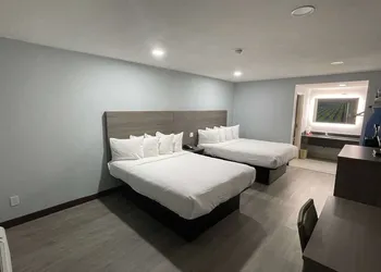 SureStay Hotel by Best Western Childress hotel thumbnail 8