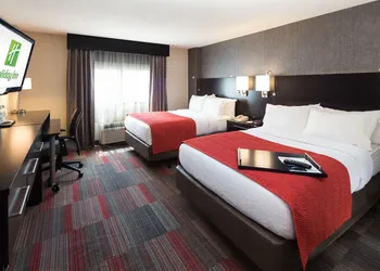 Holiday Inn Milwaukee Riverfront by IHG hotel thumbnail 8