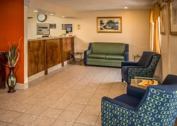 Super 8 Prestonsburg hotel thumbnail 2