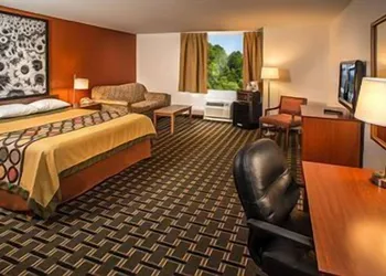 Super 8 Prestonsburg hotel thumbnail 7