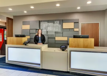 Holiday Inn Express & Suites Lake Worth by IHG hotel thumbnail 2
