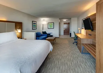 Holiday Inn Express & Suites Lake Worth by IHG hotel thumbnail 5