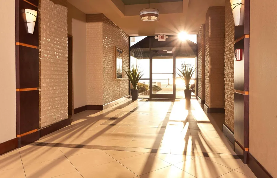Country Inn & Suites by Radisson, Virginia Beach (Oceanfront) hotel detail image 2