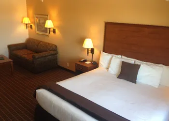 Expressway Suites Fargo hotel thumbnail 4